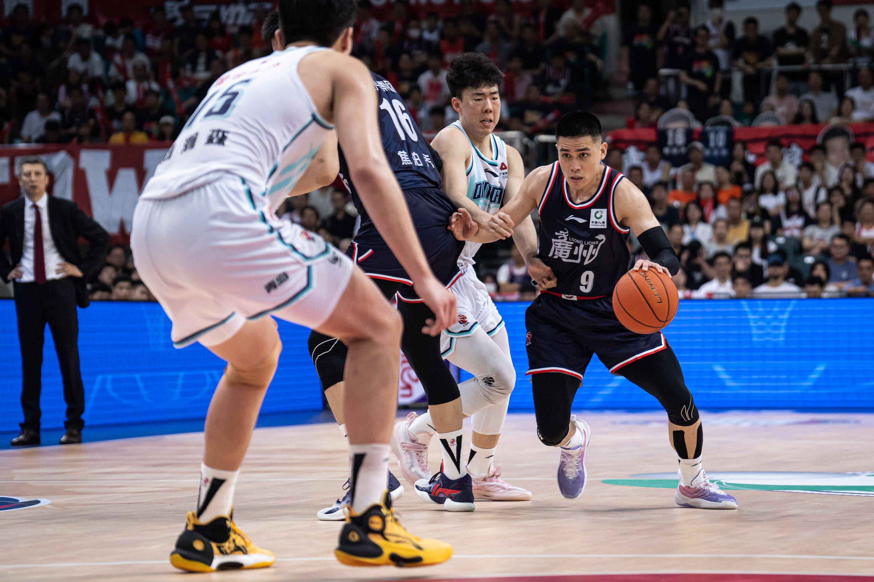 与弱点进行 与弱点进行